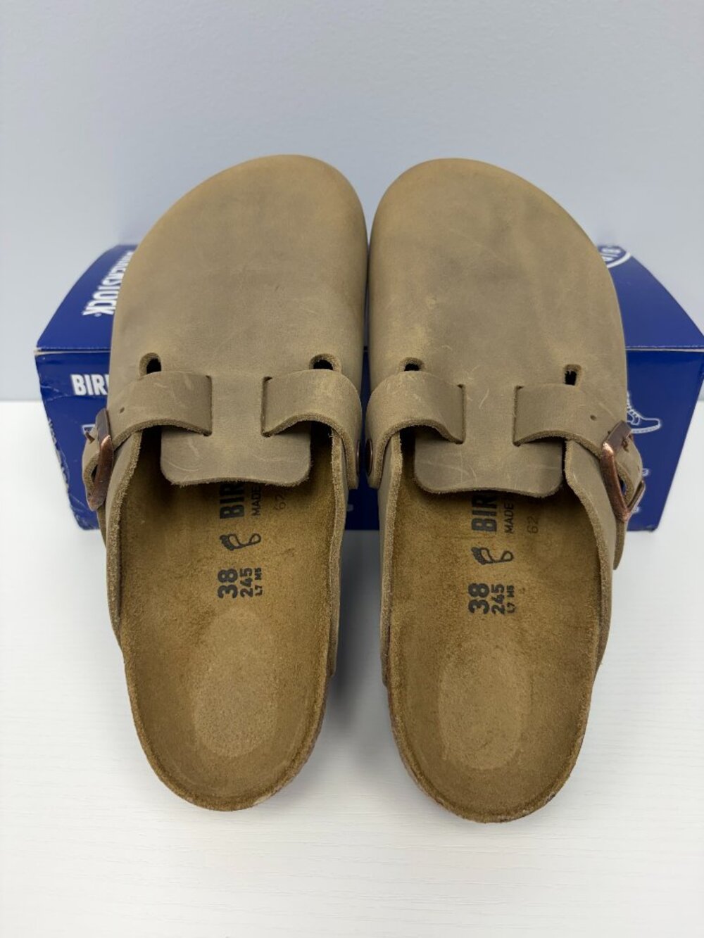 Birkenstock Boston clog in Tabacco Brown